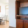 Отель Sky Harbor Apartments, фото 34