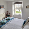 Отель Kildonan House Village Centre Sleep 8 With hot tub, фото 2