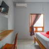 Отель RedDoorz Syariah Near Gerbang Toll Manyaran, фото 5