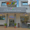 Отель J P International, фото 1