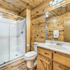 Отель Broken Bow Getaway: Covered Deck, Grill & Fire Pit, фото 4