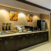 Отель Comfort Suites Houston West at Clay Road, фото 26
