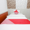 Отель OYO 861 R Four Hotel, фото 8