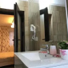 Отель Upstairs Residence, фото 5