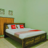 Отель OYO 1689 Sumber Urip Family Homestay Syariah, фото 5