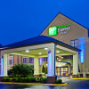 Отель Holiday Inn Express & Suites Scottsburg, an IHG Hotel в Скоттсбурге
