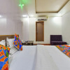 Отель OYO Rooms Prahlad Nagar Garden, фото 10
