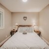 Отель 69sl - Upscale - Hot Tub - Wi-fi - Bbq - Sleeps 8 4 Bedroom Cabin by Redawning, фото 2