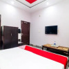 Отель OYO 17328 New Friends Hotel, фото 5