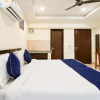 Отель OYO 20024 SilverKey Golf Course Road, фото 6