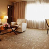 Отель Comfort Inn & Suites, фото 4