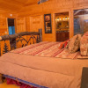 Отель Cub Creek Lodge - Three Bedroom Cabin, фото 2