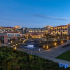 Отель Days Hotel By Wyndham Fangchenggang Bailang Beach, фото 1
