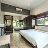 Отель Generous 6BR Balinese Pool Villa Sophia, фото 6