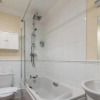 Отель Godwin Court Apartments, фото 9