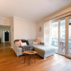 Отель Stylish Open 1BR Apt in Cents w Balcony, фото 6