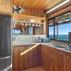 Отель Cliffs End Beach Shack - 105 Gold Coast Drive, Carrickalinga, фото 2