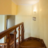 Отель OYO 12429 Home Vintage 3BHK Villa Library Road, фото 15