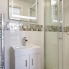 Отель Lovely Villa 2 King 2 Singles 1double Sofa bed, фото 10