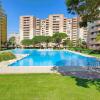 Отель Global Properties, Apartamento con piscina en Residencial Brezo, фото 19