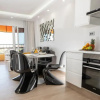 Отель Luxury Apartment Boutique in Torres del Sol, фото 1