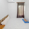 Отель Labinda Homestay Caruban Mitra RedDoorz, фото 7