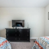 Отель Beautiful 4 Bdrm, 3 Bath Townhome, фото 24