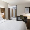 Отель Holiday Inn Express Saskatoon, фото 27