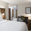 Отель Holiday Inn Express & Suites Saskatoon, an IHG Hotel, фото 32