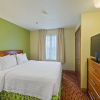 Отель Candlewood Suites Boston North Shore Danvers, an IHG Hotel, фото 2