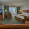 Отель Quality Inn & Suites Beachfront, фото 2