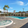 Отель Stanford Inn & Suites Anaheim, фото 25