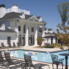 Отель Crowne At Swift Creek, фото 9