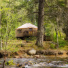 Отель Yosemite Lakes River Yurt 21, фото 4