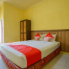 Отель Triantama Kost Syariah by OYO Rooms, фото 6