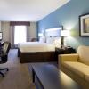 Отель Holiday Inn Houston Webster, an IHG Hotel, фото 4