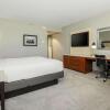 Отель DoubleTree by Hilton Austin - University Area, фото 6