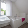 Отель Luxurious Detached With a Garden in De Maasduinen, фото 5