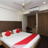 Отель OYO 22315 Hotel Rajdoot Gaurav, фото 8