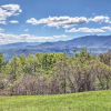 Отель Studio ~ 3 Mi to Great Smoky Mountain Nat'l Park!, фото 16