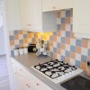 Отель Charming 4-bed Cottage in Hayling Island - Hot Tub, фото 8