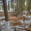 Отель Studio Cabin Retreat with Outdoor Deck, фото 6