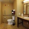 Отель Hampton Inn & Suites Grand Forks, фото 46