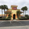 Отель Clarion Inn & Suites Kissimmee-Lake Buena Vista South, фото 43
