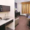 Отель La Quinta Inn & Suites by Wyndham Karnes City - Kenedy, фото 5