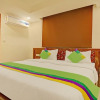 Отель Treebo Trend Emblem Suites, фото 5