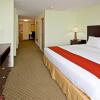 Отель Holiday Inn Express & Suites Scottsburg, an IHG Hotel, фото 3
