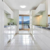 Отель Cairns Ocean View Apartment in Aquarius, фото 14