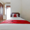 Отель RedDoorz Plus near GBK Senayan, фото 3