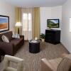 Отель Candlewood Suites Fort Campbell - Oak Grove, an IHG Hotel, фото 4